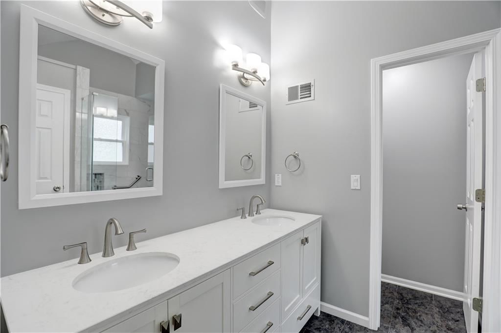 205 SE Breon Bay Street — photo 17