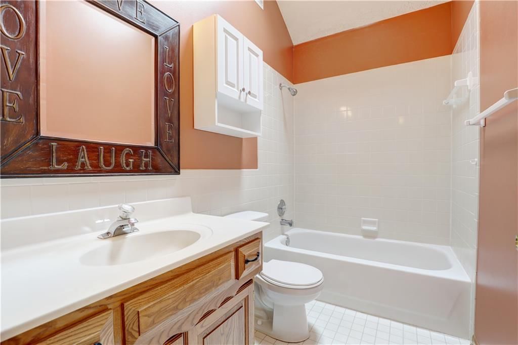 205 SE Breon Bay Street — photo 25