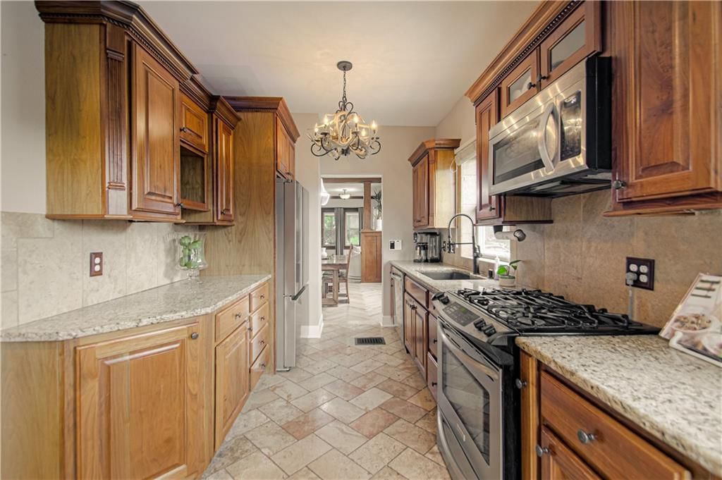 1714 S Overton Avenue — photo 14