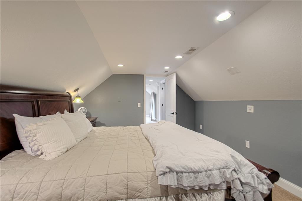 1714 S Overton Avenue — photo 22
