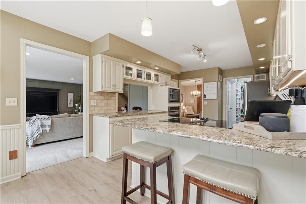 1704 NW Weatherstone Drive — photo 25