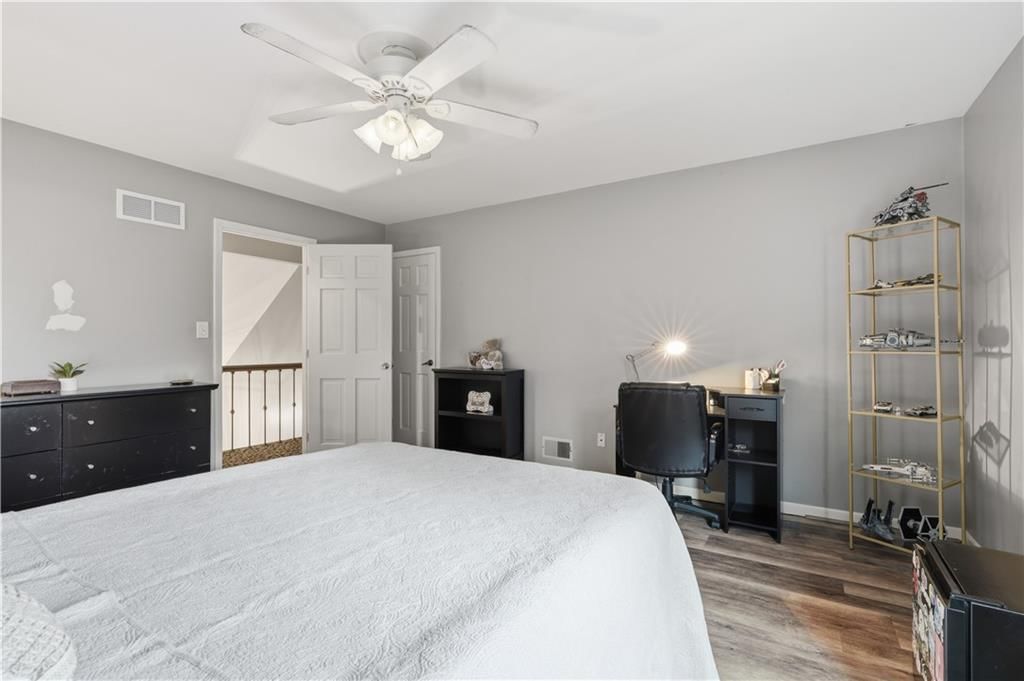 1704 NW Weatherstone Drive — photo 43