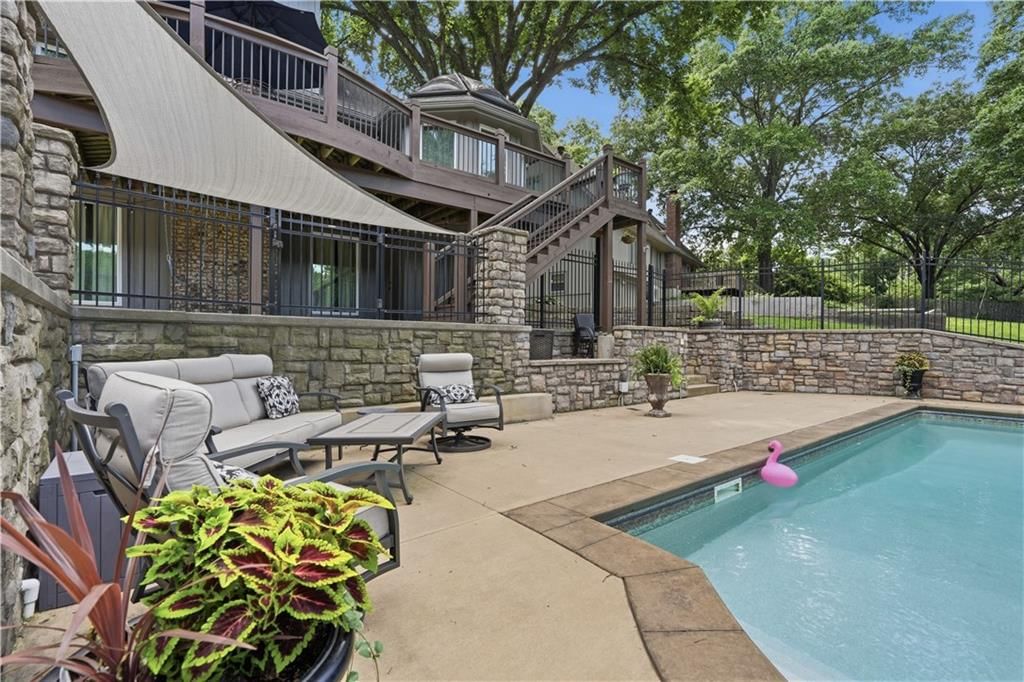 1704 NW Weatherstone Drive — photo 67