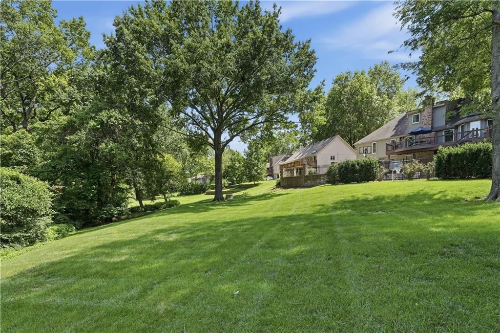 1704 NW Weatherstone Drive — photo 70