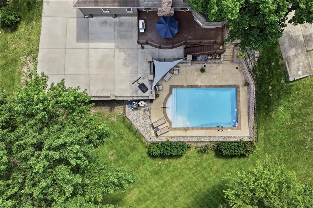 1704 NW Weatherstone Drive — photo 77