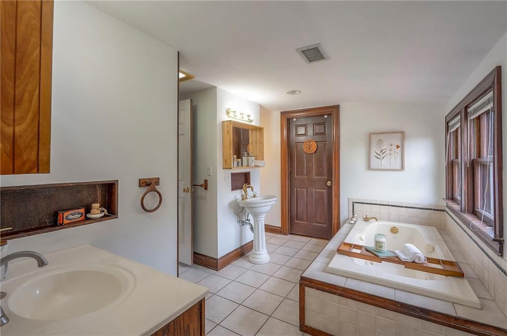 801 Valentine Road — photo 42
