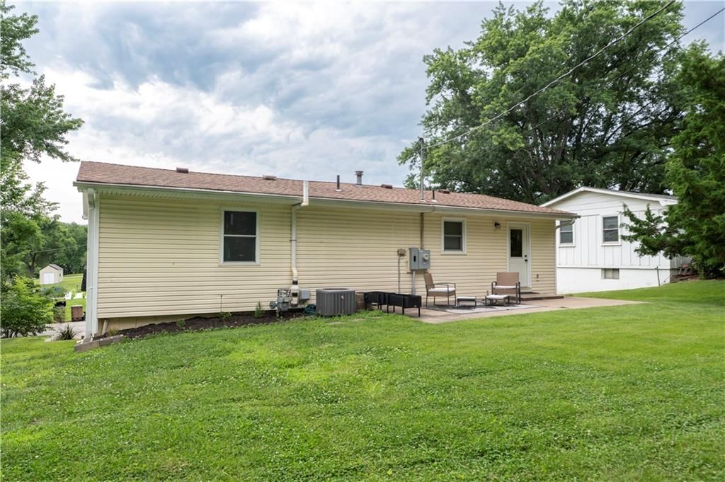 2220 Millwood Drive — photo 6