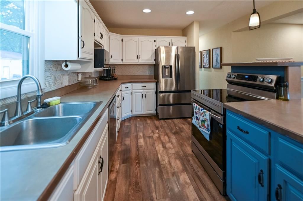 2220 Millwood Drive — photo 16