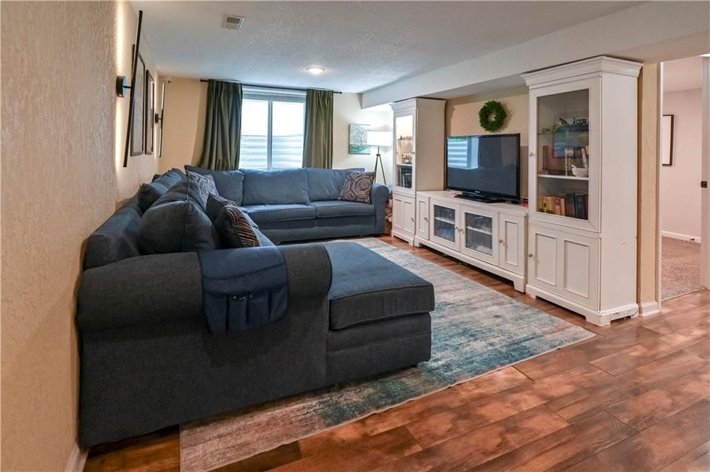 2220 Millwood Drive — photo 31
