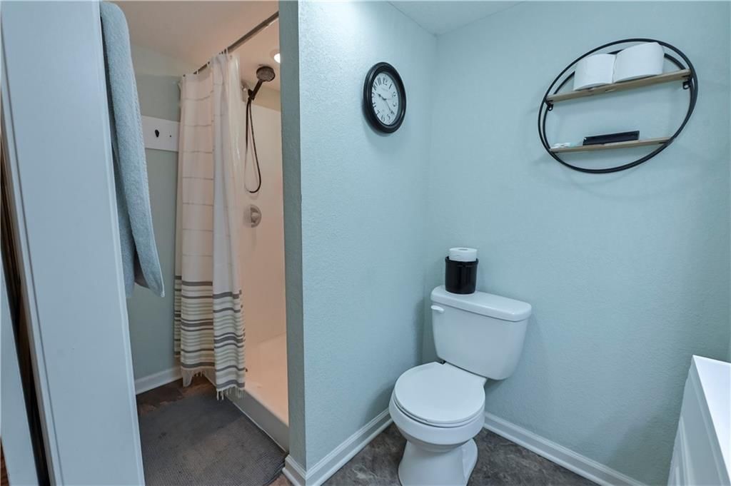 2220 Millwood Drive — photo 38