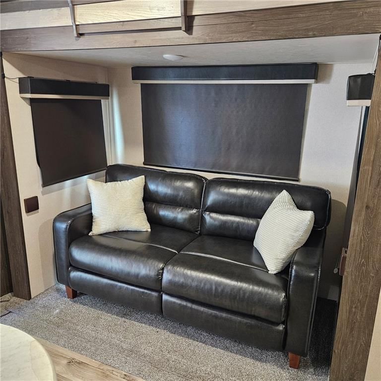 10 Oak Knoll Court — photo 32