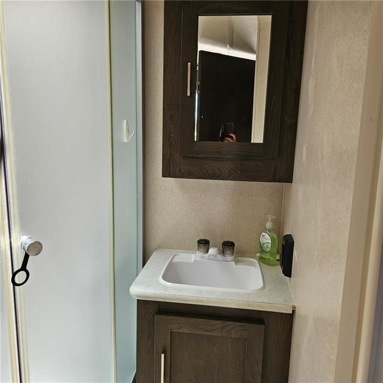 10 Oak Knoll Court — photo 34