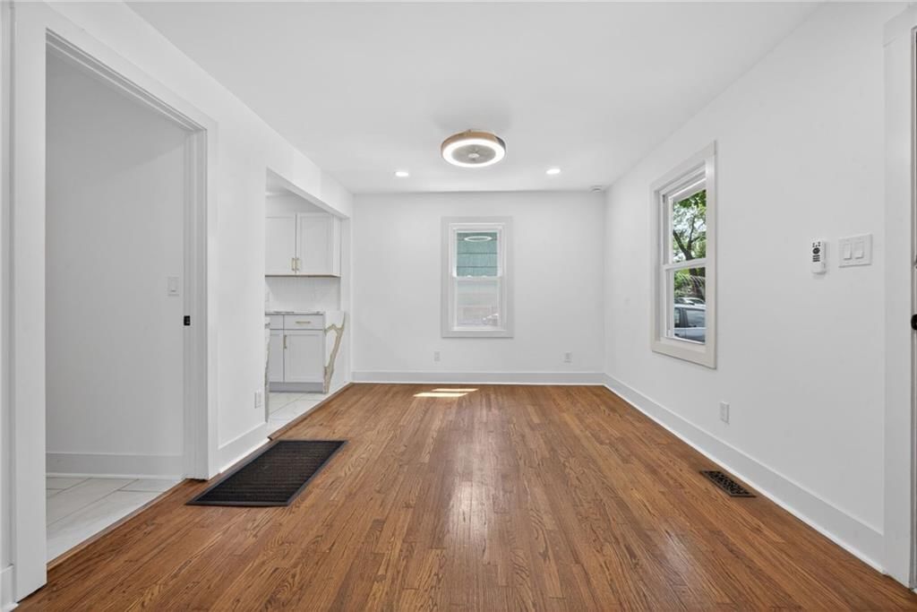 110 W 79th Terrace — photo 9