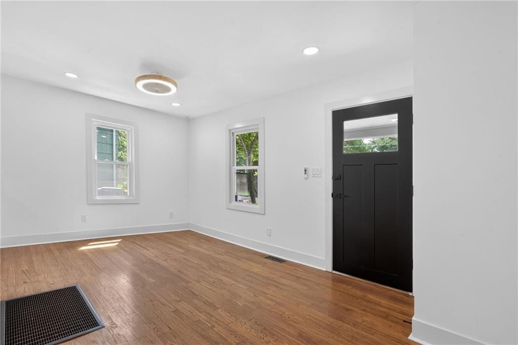 110 W 79th Terrace — photo 10