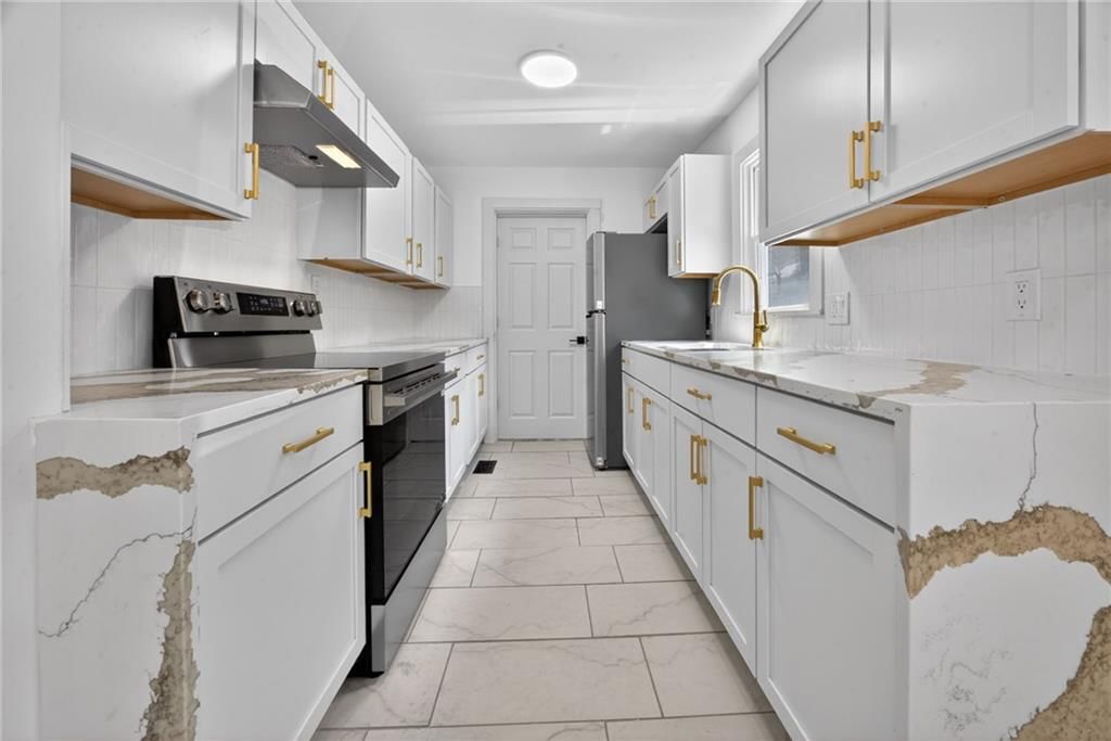 110 W 79th Terrace — photo 14