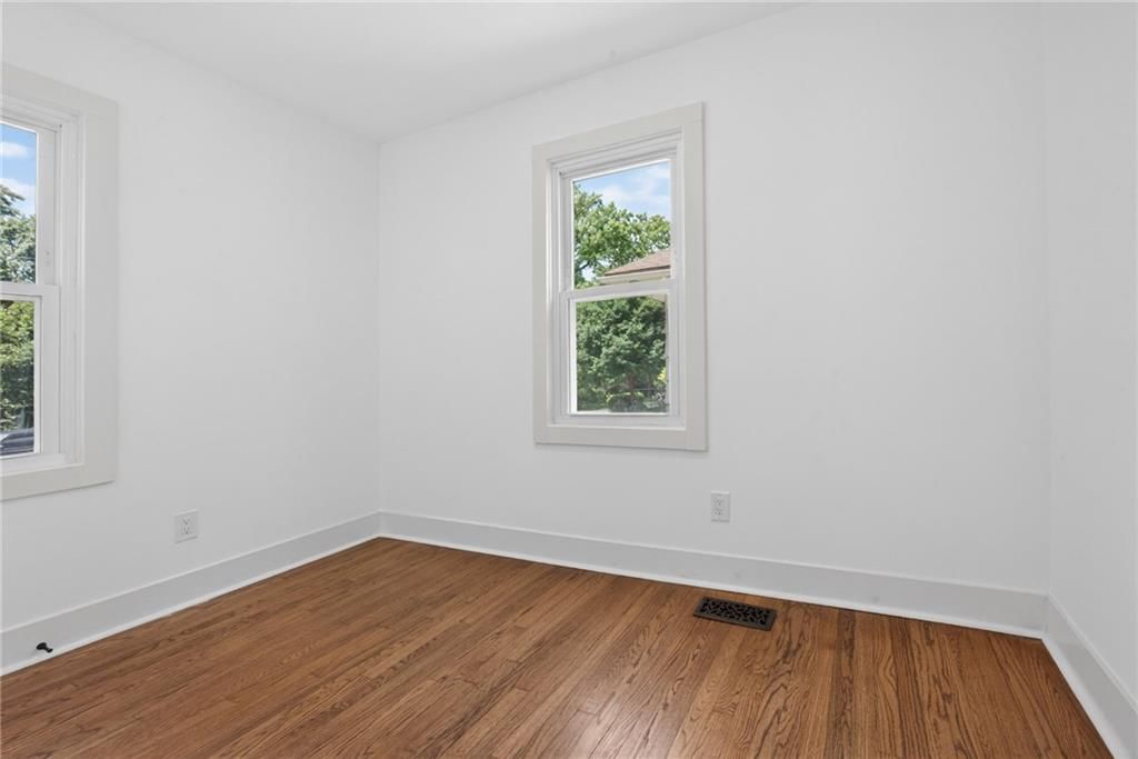 110 W 79th Terrace — photo 24
