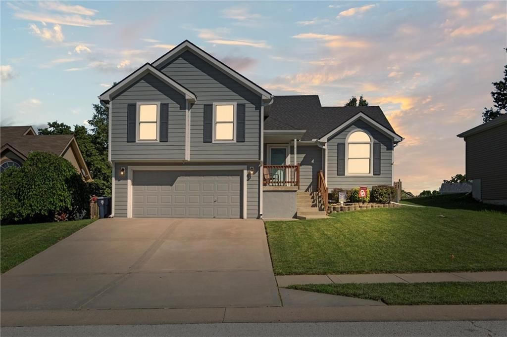 11039 N Ditman Avenue — photo 1