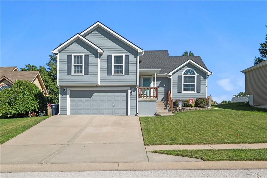 11039 N Ditman Avenue — photo 2