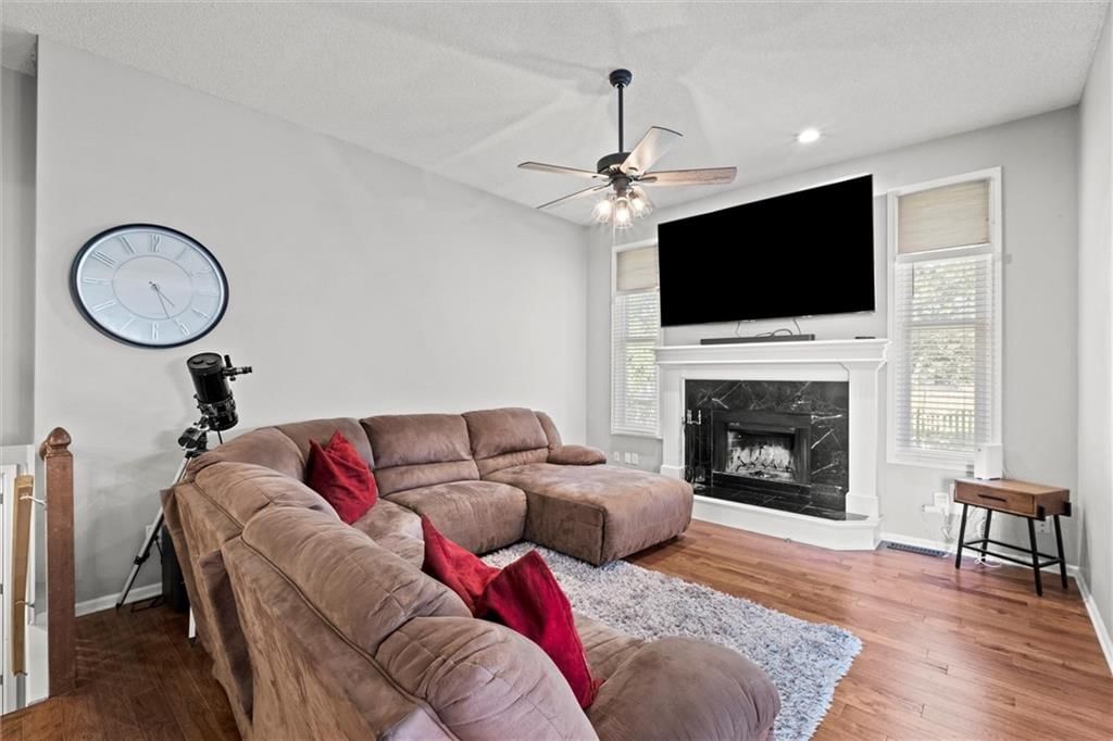 11039 N Ditman Avenue — photo 5