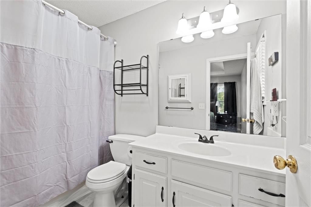 11039 N Ditman Avenue — photo 17
