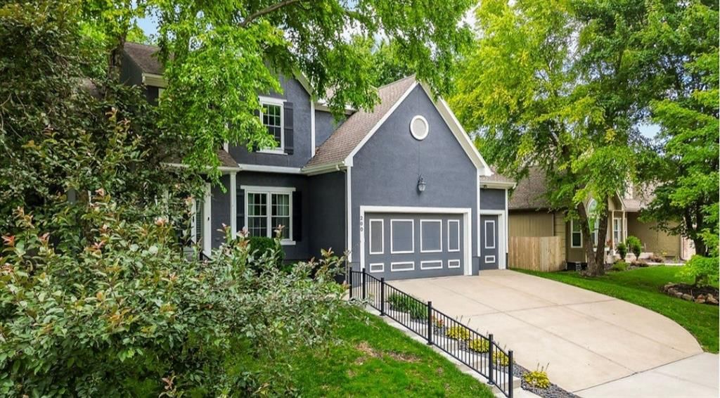 200 Shoreline Drive — photo 3