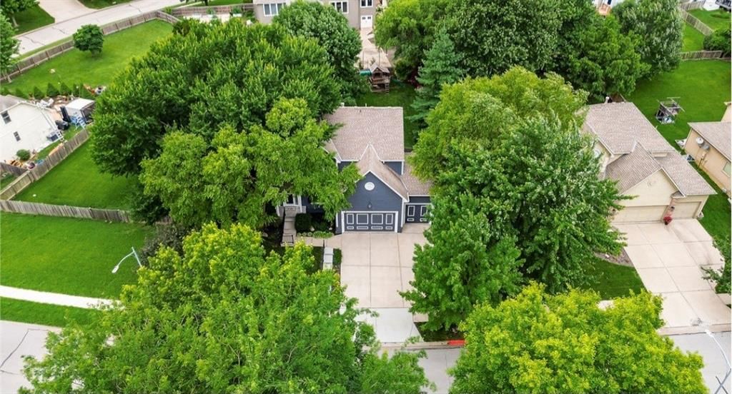 200 Shoreline Drive — photo 36