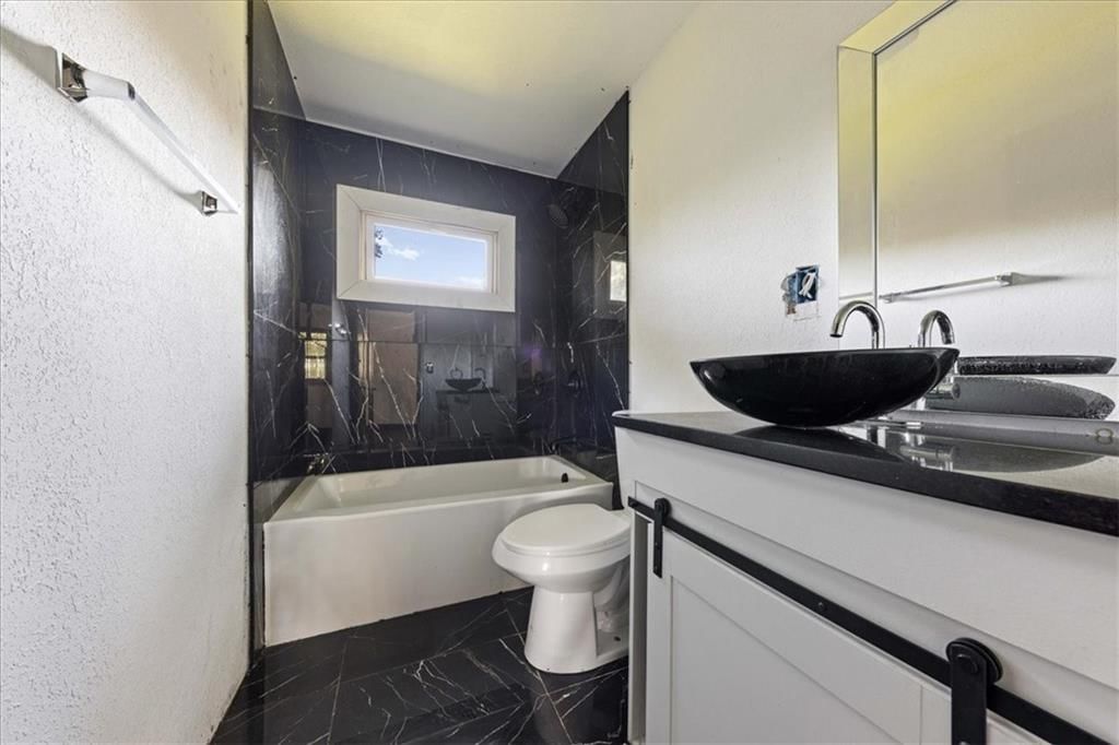 7305 E 86TH Street — photo 15
