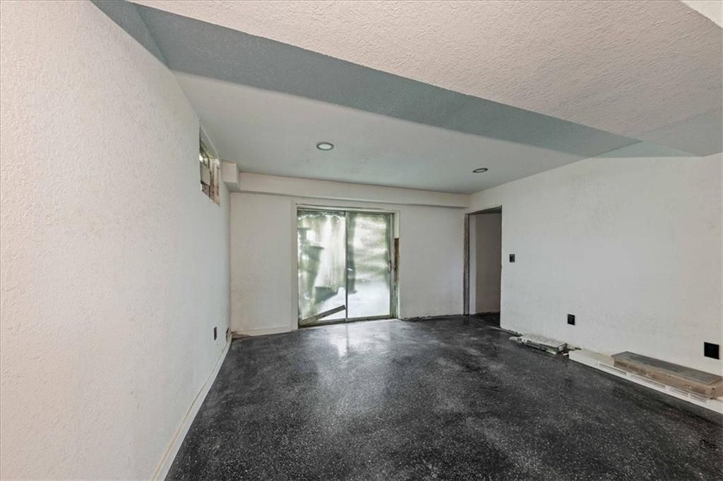 7305 E 86TH Street — photo 23