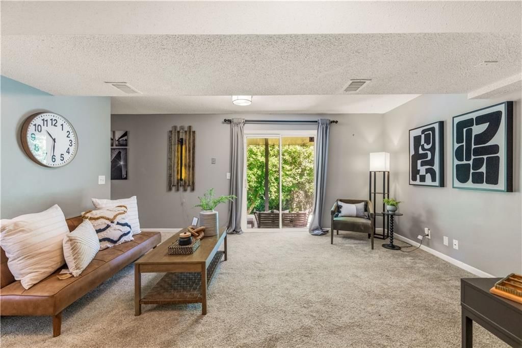 15446 FOSTER Street — photo 17