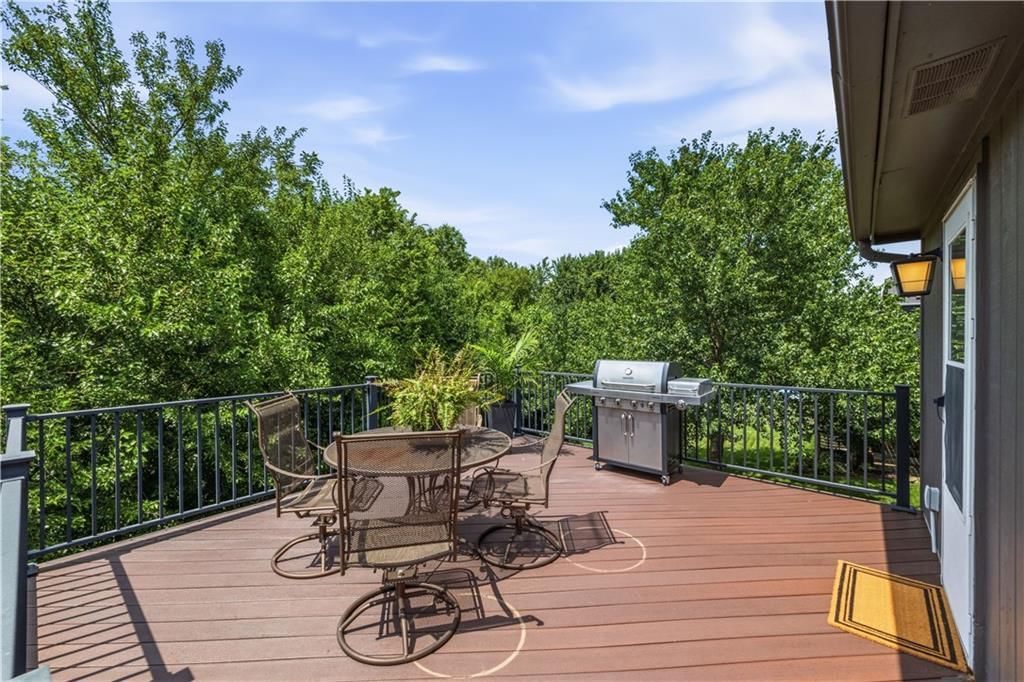 15446 FOSTER Street — photo 20