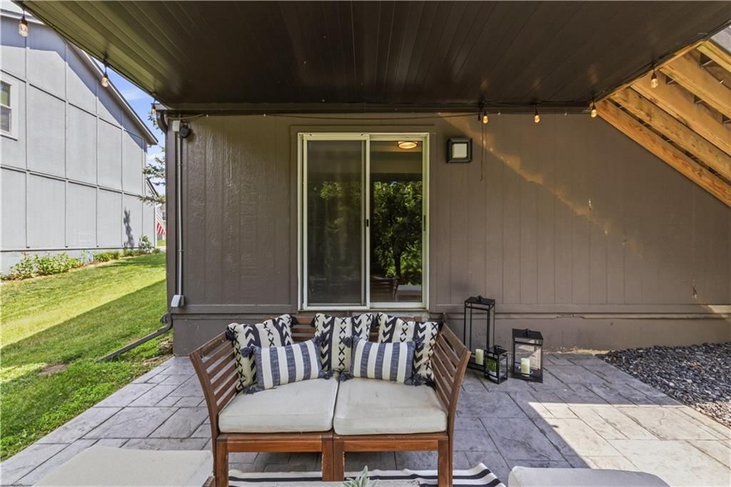 15446 FOSTER Street — photo 23