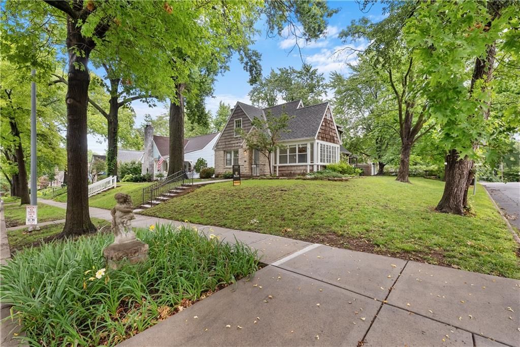 6849 Oak Terrace — photo 3