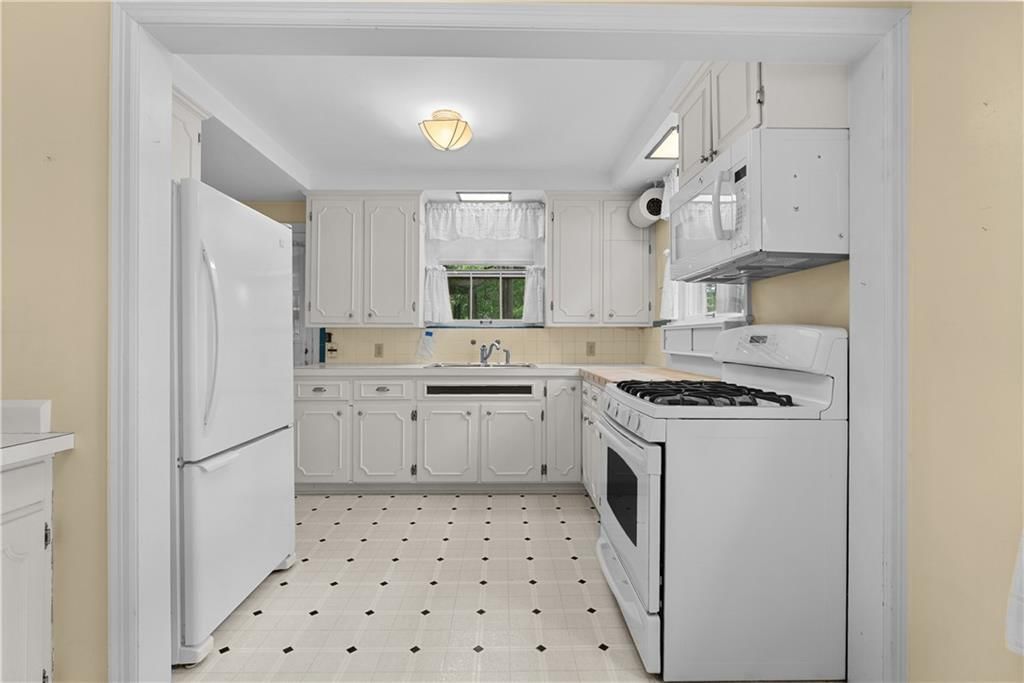 6849 Oak Terrace — photo 21