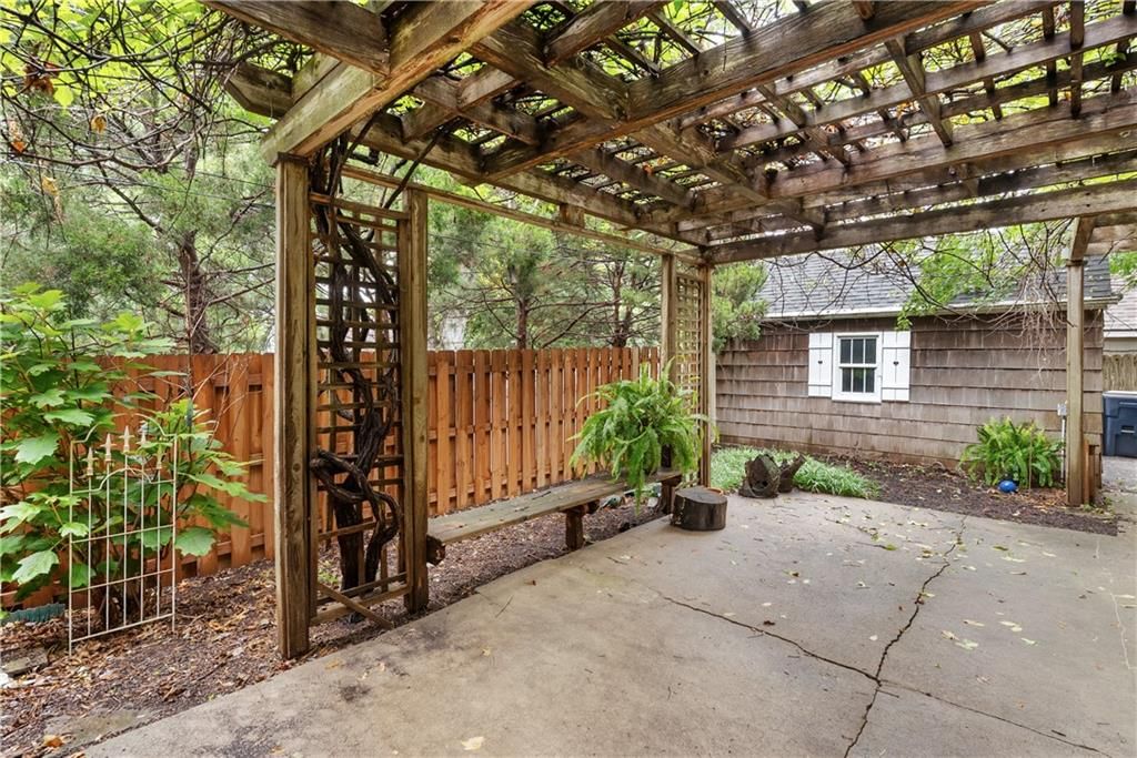 6849 Oak Terrace — photo 44