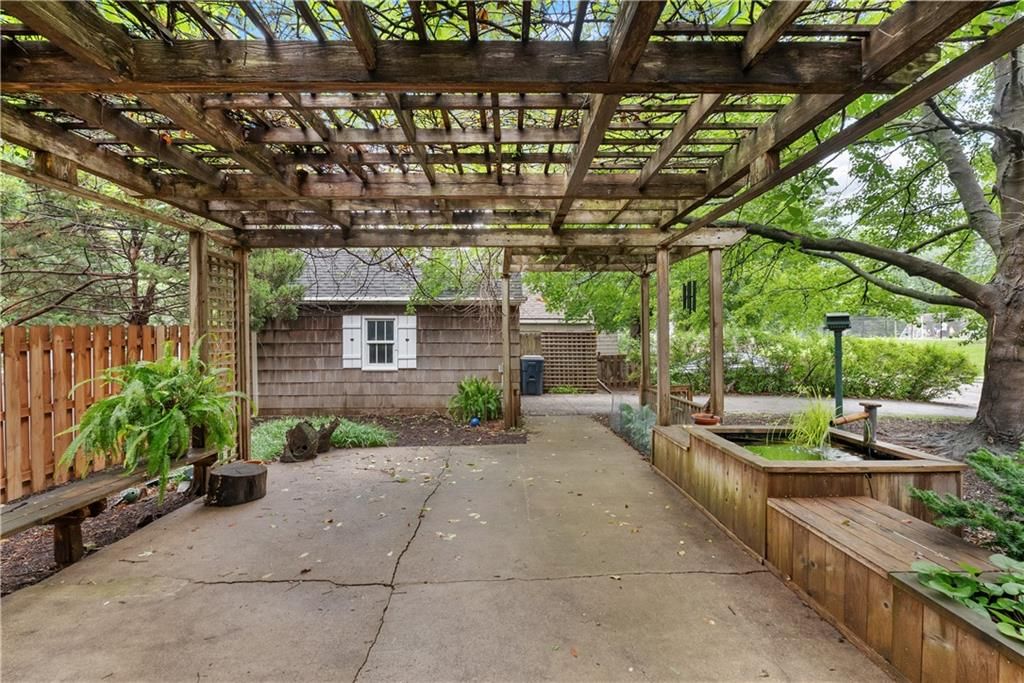 6849 Oak Terrace — photo 45