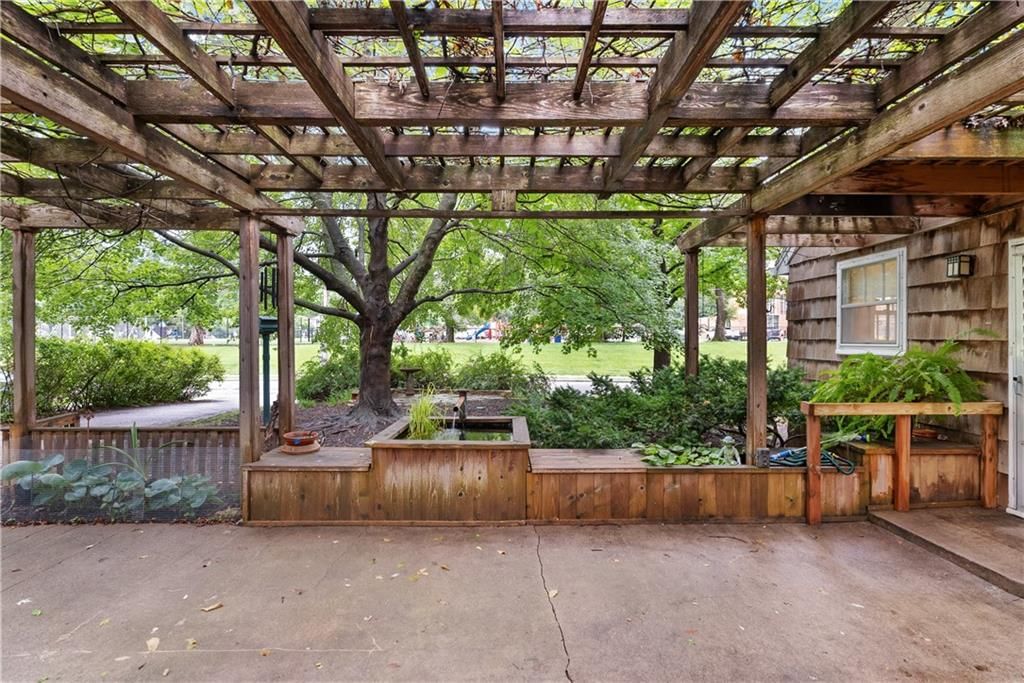 6849 Oak Terrace — photo 47