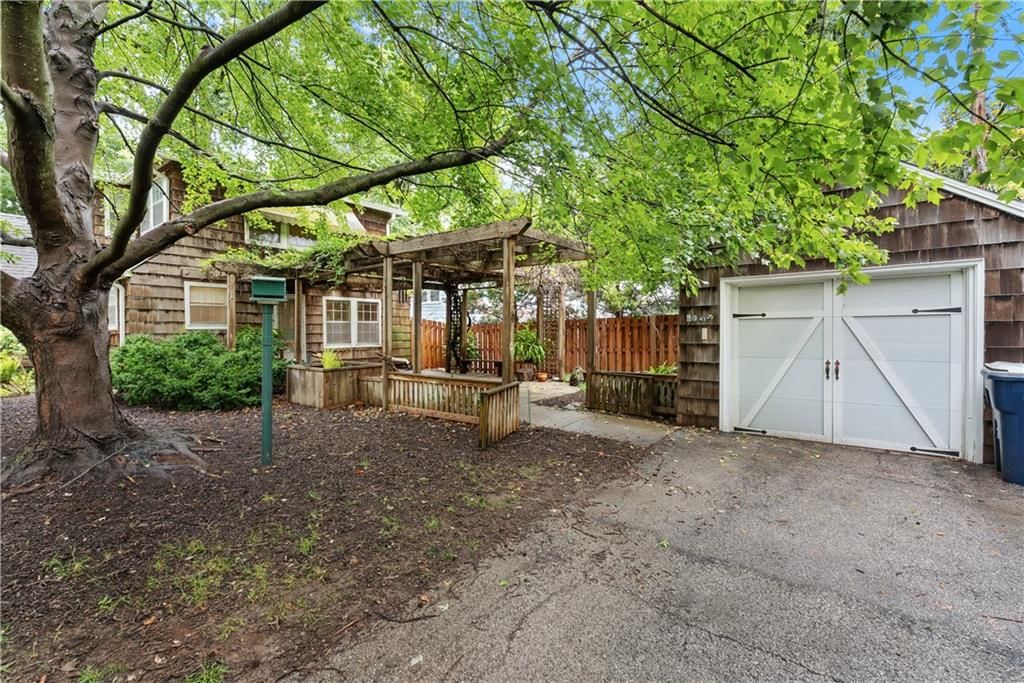 6849 Oak Terrace — photo 50