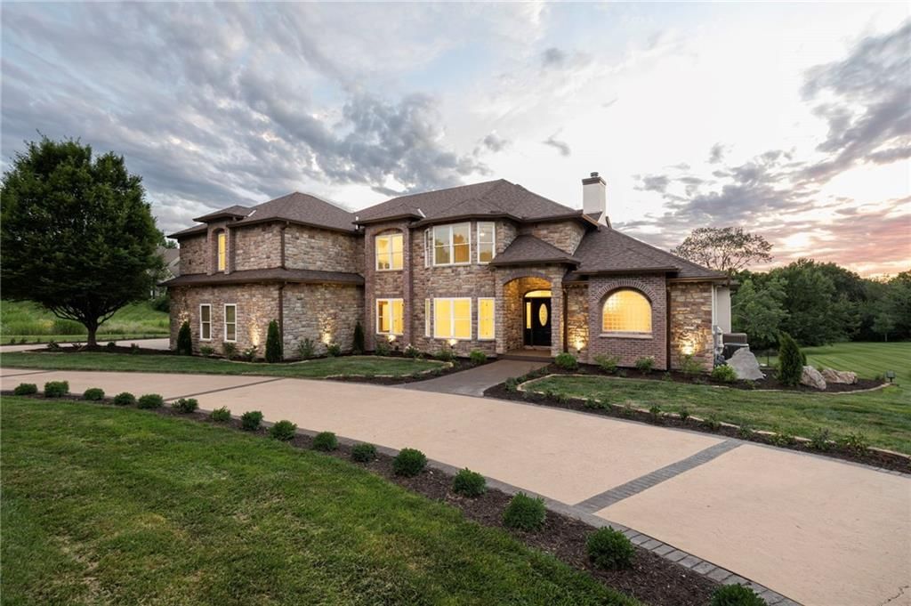 15614 Quail Ridge Drive — photo 1