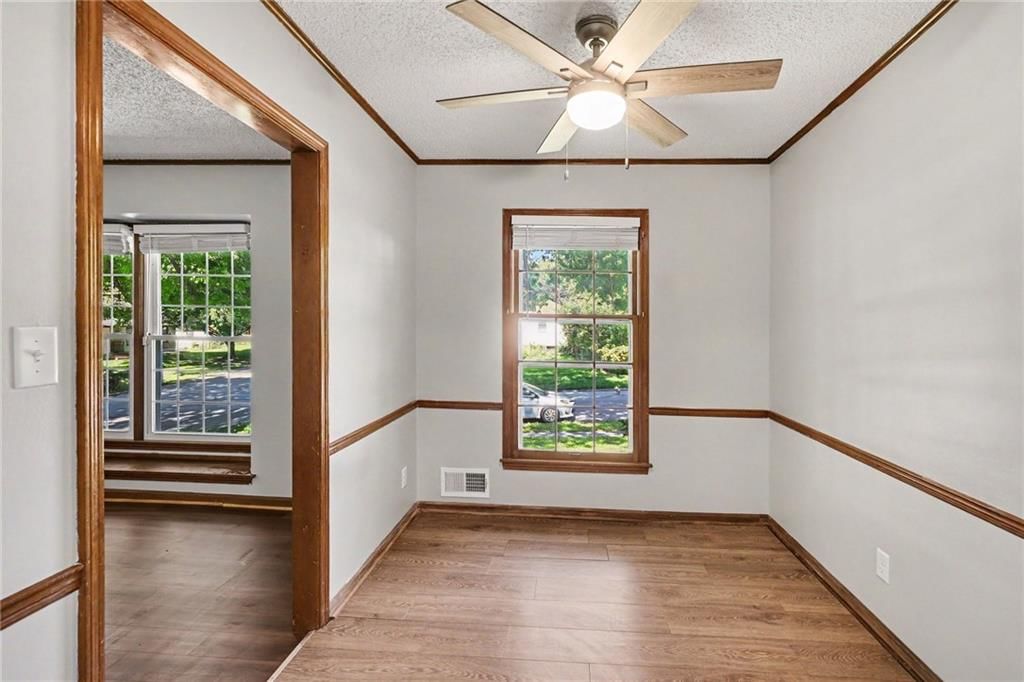 11047 Spring Valley Road — photo 11
