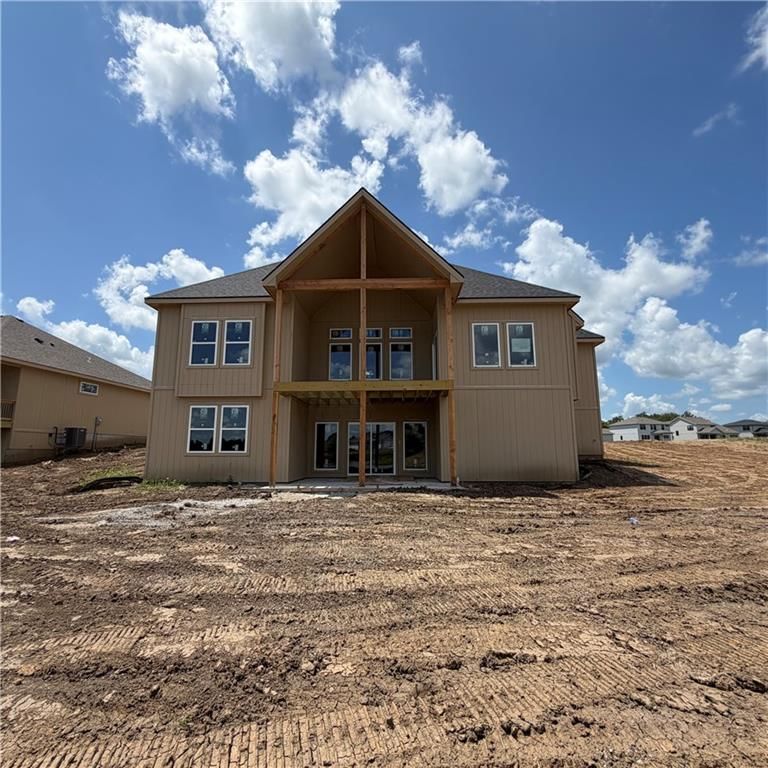 2335 Foxtail Drive — photo 3