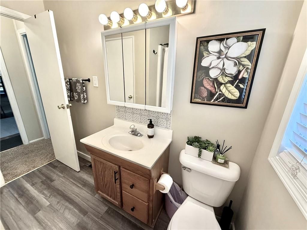 733 W Thompson Street — photo 11