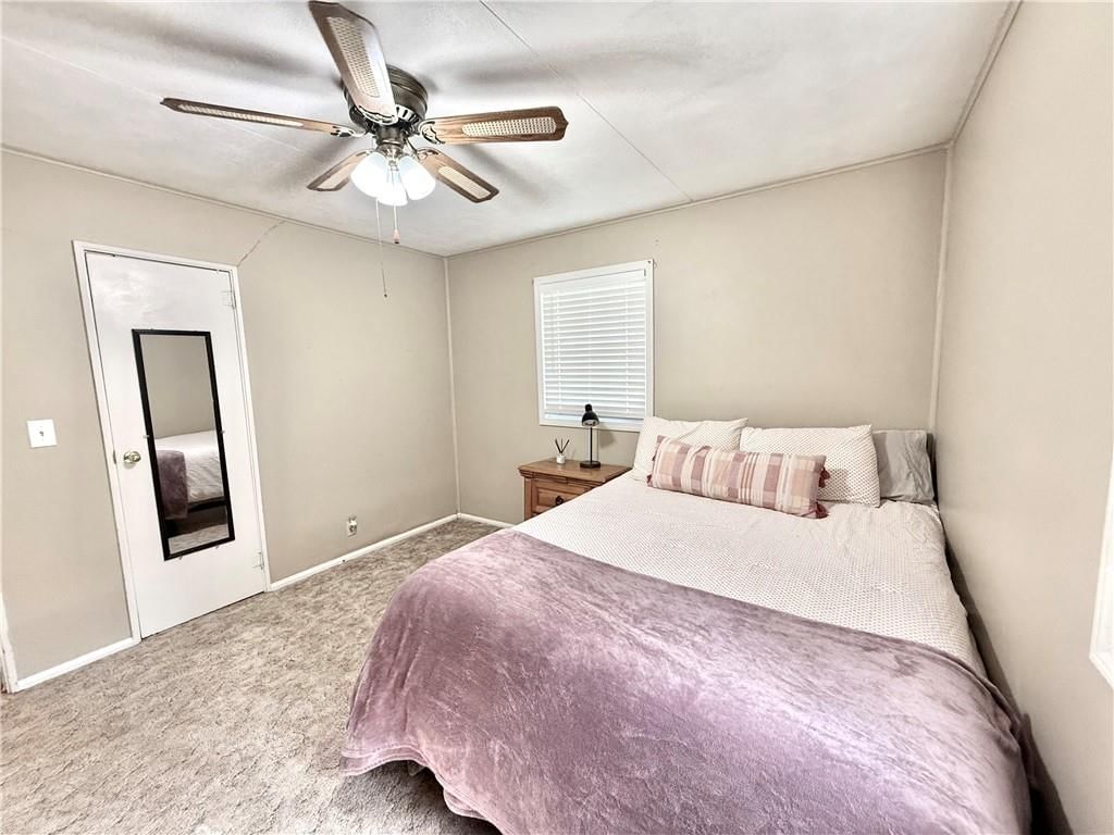 733 W Thompson Street — photo 14