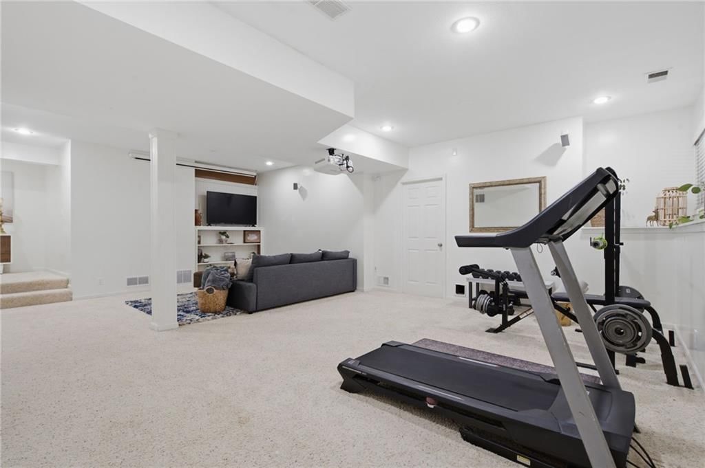 14181 W 142 Street — photo 37