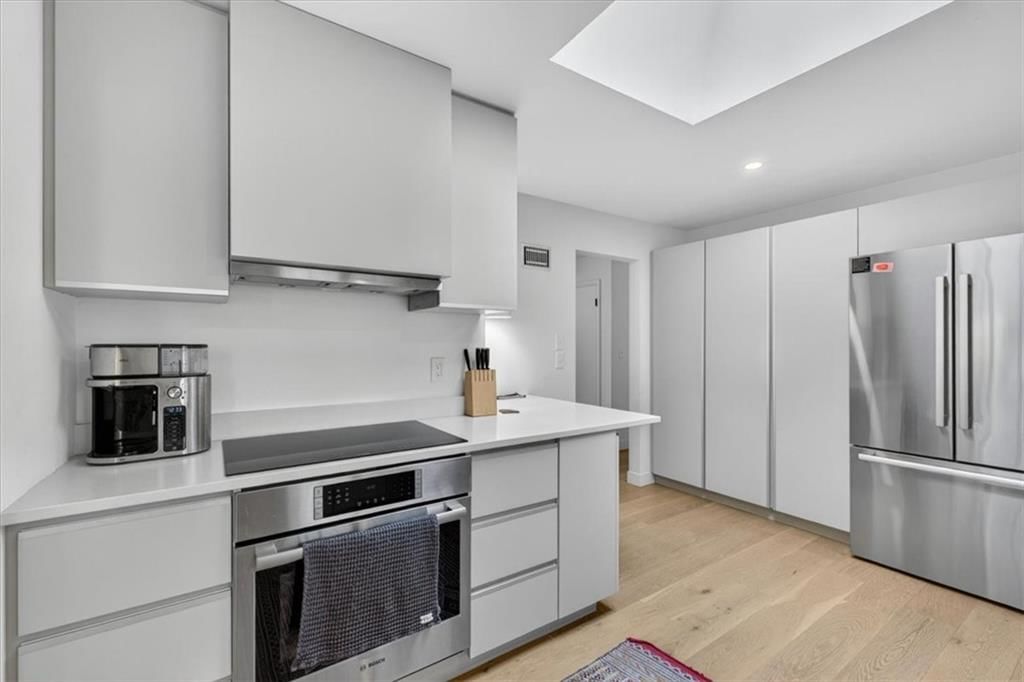 1624 W 50th Street — photo 20