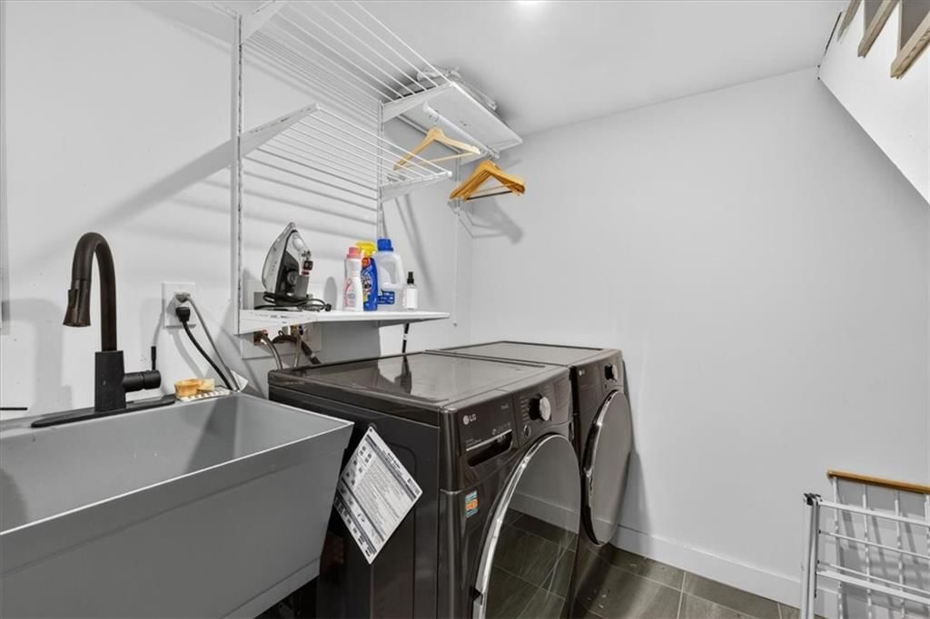 1624 W 50th Street — photo 33