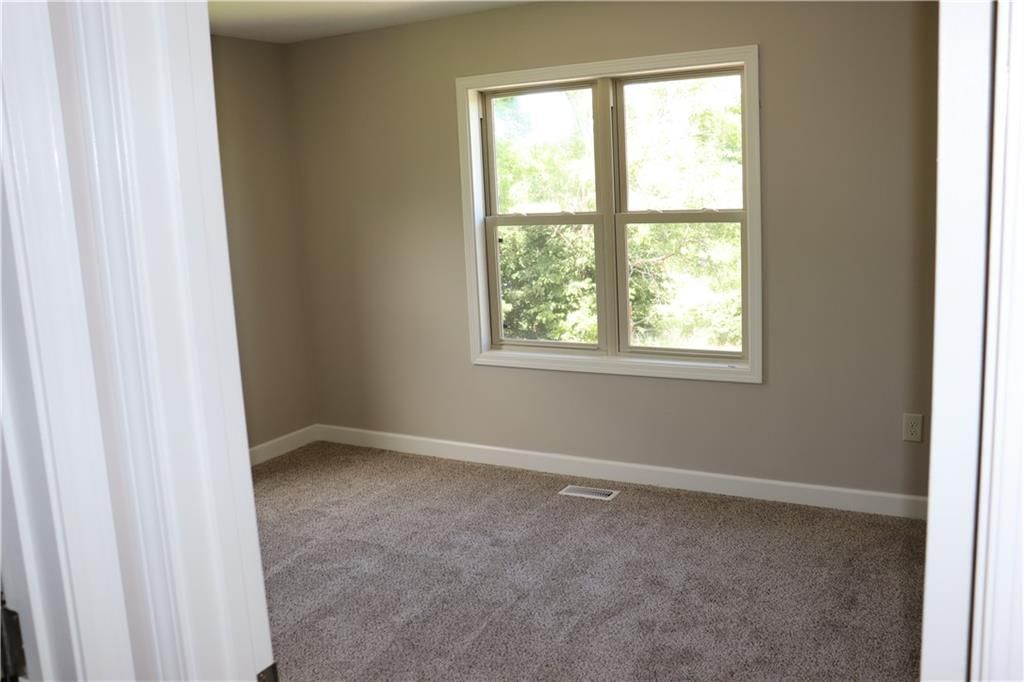 17568 Kansas Avenue — photo 8