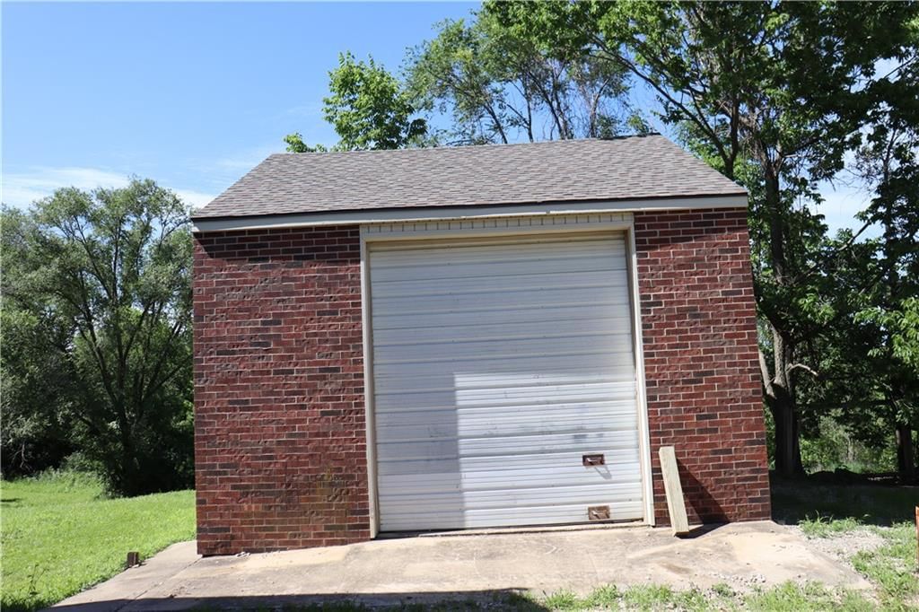 17568 Kansas Avenue — photo 23