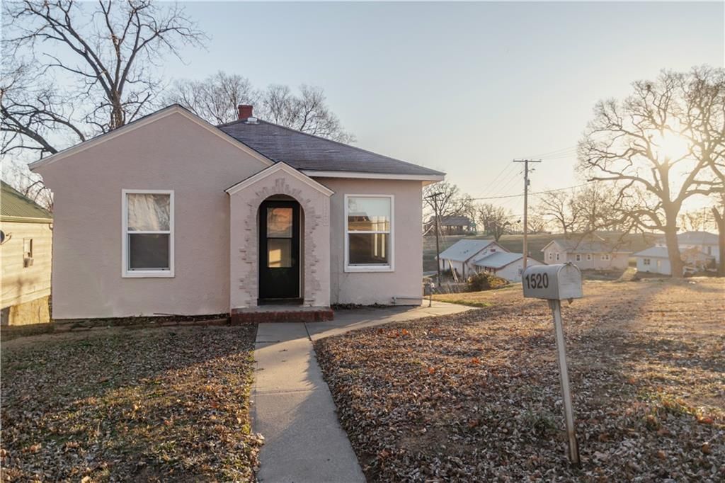 1520 S 7th Street, Atchison, KS