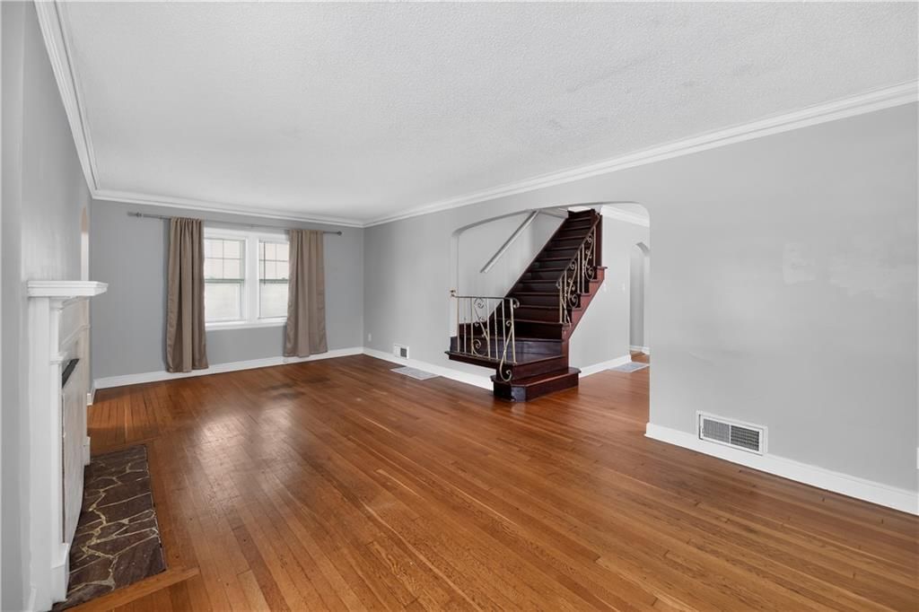 1706 E 76th Street — photo 11