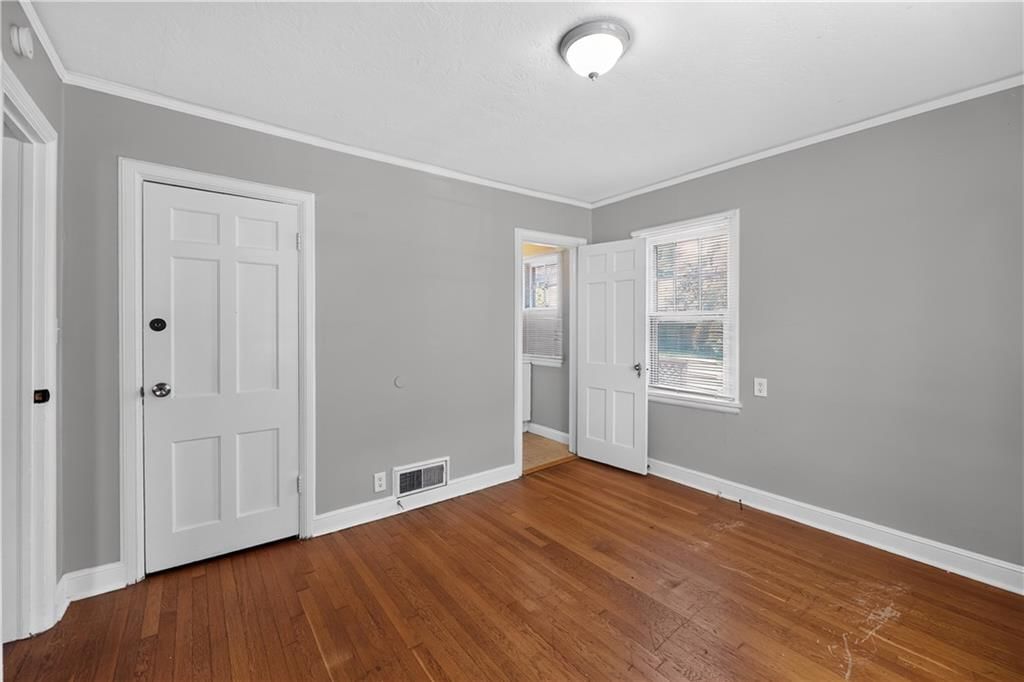 1706 E 76th Street — photo 15